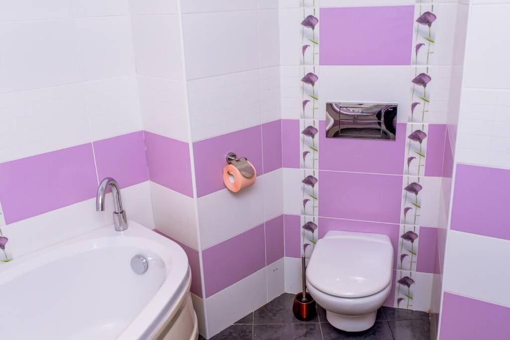 Sea View Apartment Next To Sea Garden And Beach Warna Exterior foto